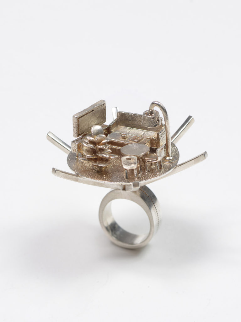 תכשיטים במוזיאון לאמנות האיסלם living room ring in 3d printing at the museum of Islamic art in jerusalem